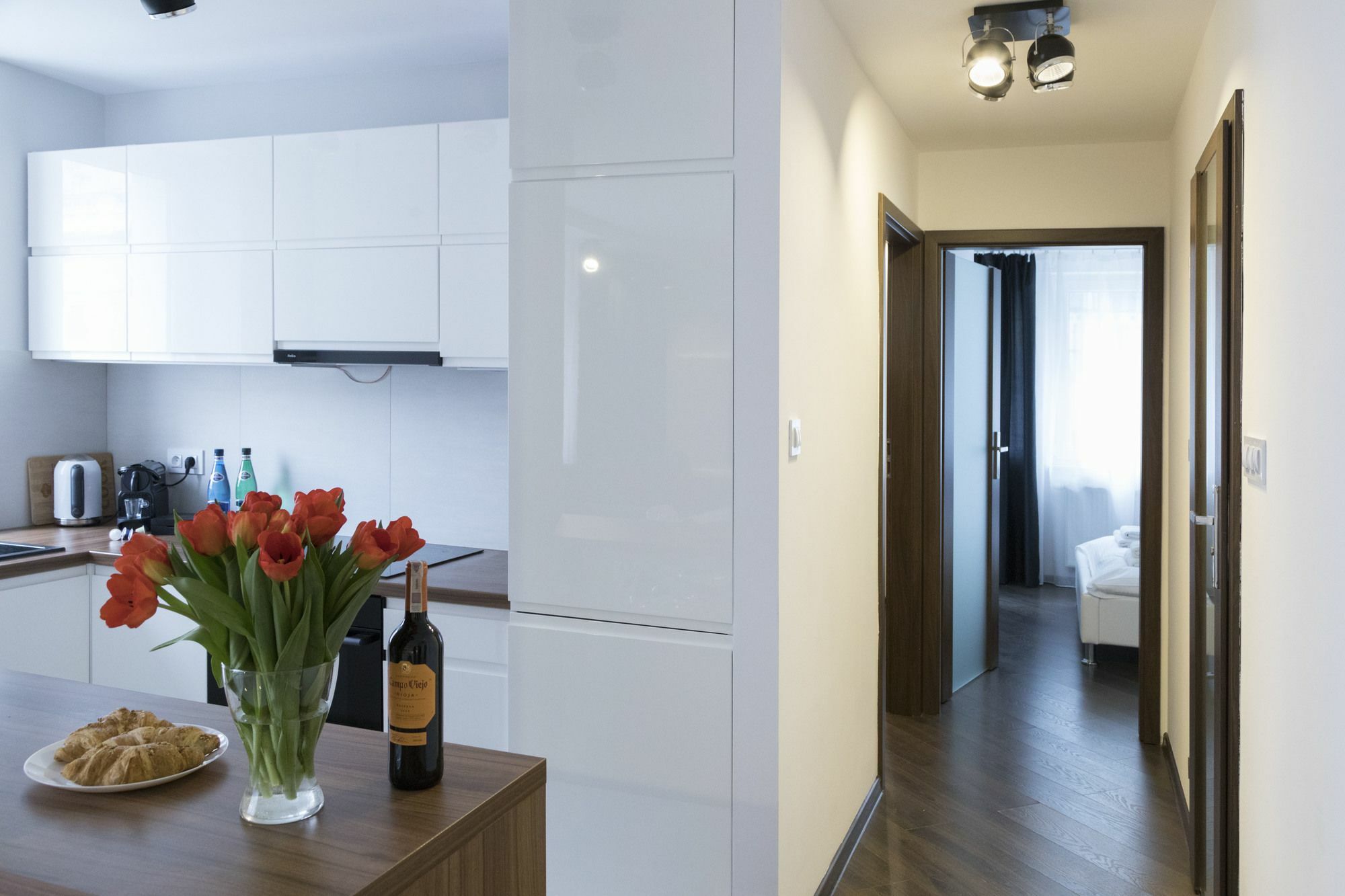 Apartament Moniuszki By Your Freedom วอร์ซอ ภายนอก รูปภาพ