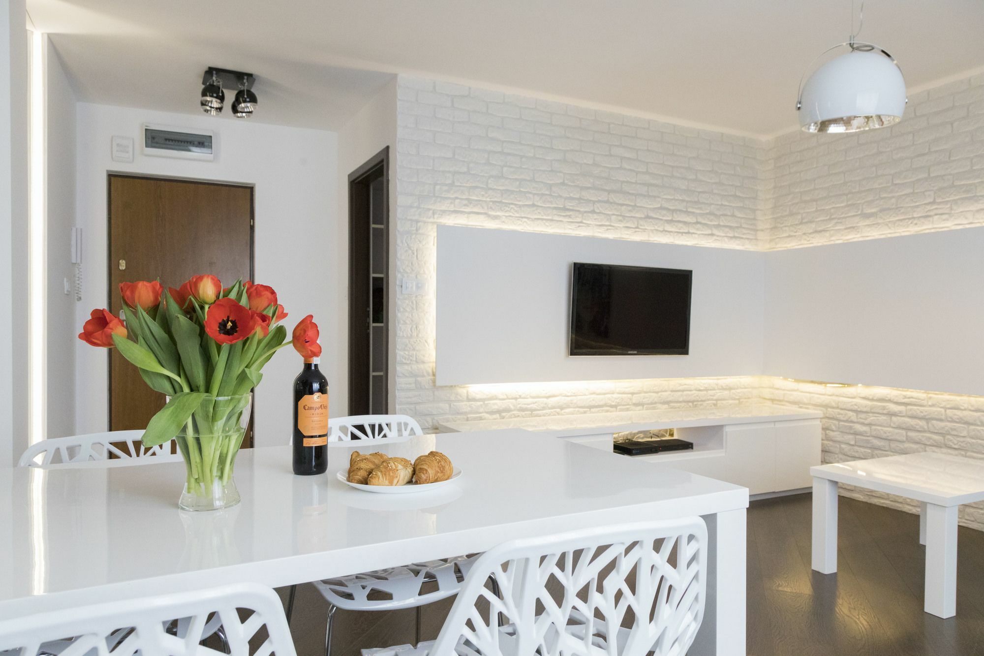Apartament Moniuszki By Your Freedom วอร์ซอ ภายนอก รูปภาพ